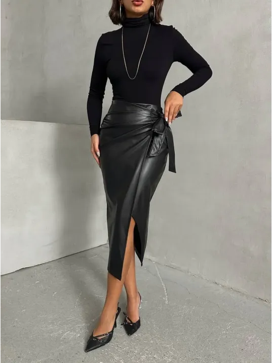 Kuşaklı Uzun Deri Etek Siyah H26414