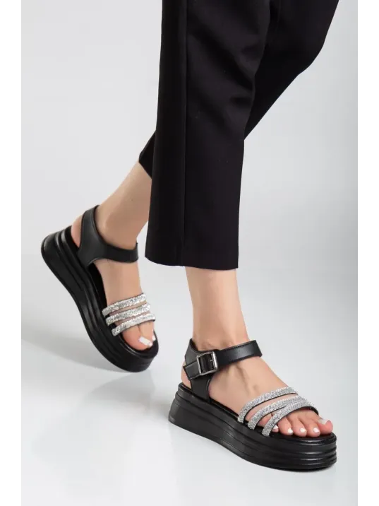 Lalen Siyah Kemerli Sandalet Lalen Siyah Kemerli Sandalet