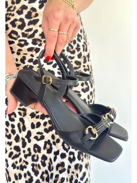 Lanina Siyah Cilt Topuklu Ayakkabı Lanina Siyah Cilt Topuklu Ayakkabı