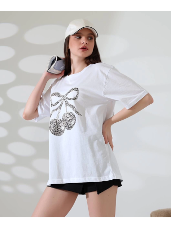 Leopar desenli kiraz baskılı tişört Leopar desenli kiraz baskılı tişört