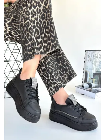 Leope Siyah Cilt Bağcıklı Spor Ayakkabı