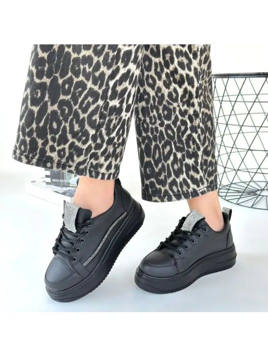 Leope Siyah Cilt Bağcıklı Spor Ayakkabı Leope Siyah Cilt Bağcıklı Spor Ayakkabı