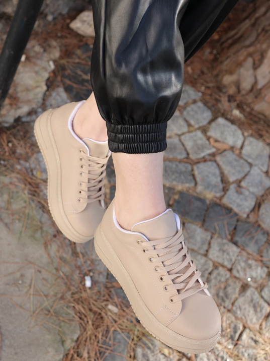 Leran Nude Cilt Bağcıklı Spor Ayakkabı Leran Nude Cilt Bağcıklı Spor Ayakkabı