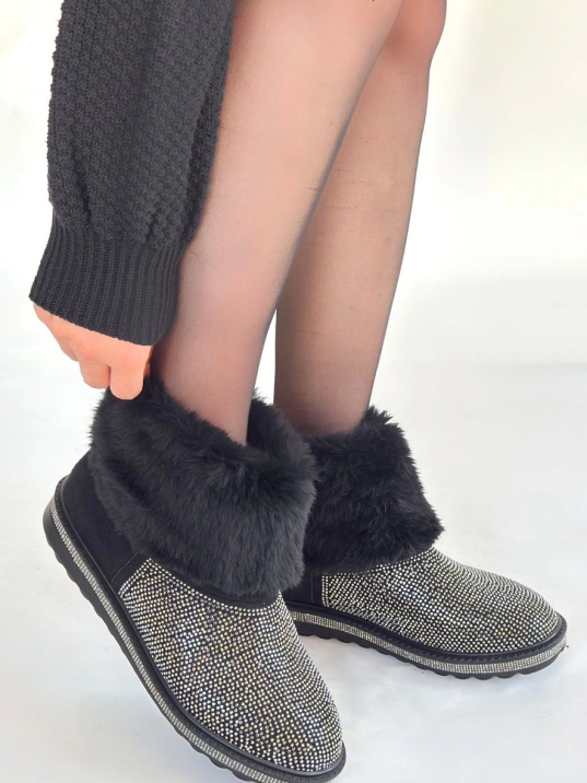 Linka Siyah Süet Gümüş Boncuk İşlemeli Bot Linka Siyah Süet Gümüş Boncuk İşlemeli Bot