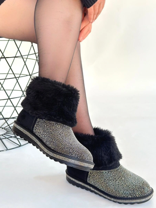 Linka Siyah Süet Gümüş Boncuk İşlemeli Bot Linka Siyah Süet Gümüş Boncuk İşlemeli Bot