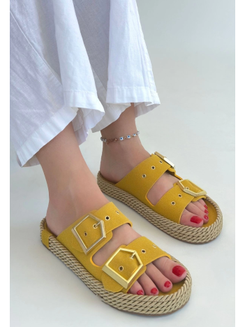 Loera Sarı Nubuk Çift Tokalı Terlik Loera Sarı Nubuk Çift Tokalı Terlik