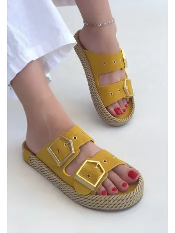 Loera Sarı Nubuk Çift Tokalı Terlik Loera Sarı Nubuk Çift Tokalı Terlik
