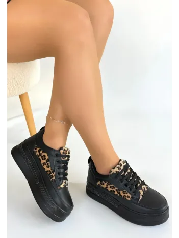 Lorrin Siyah Cilt Leopar Detaylı Bağcıklı Spor Ayakkabı