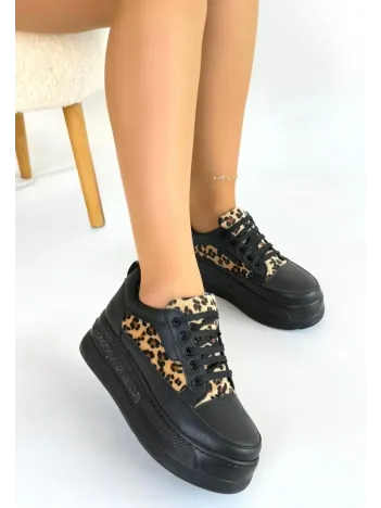 Lorrin Siyah Cilt Leopar Detaylı Bağcıklı Spor Ayakkabı Lorrin Siyah Cilt Leopar Detaylı Bağcıklı Spor Ayakkabı