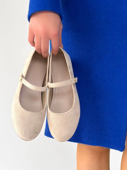 Lossa Bej Süet Kemerli Babet Ayakkabı