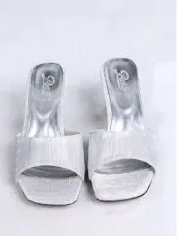 Luart Gümüş Simli Topuklu Terlik Luart Gümüş Simli Topuklu Terlik