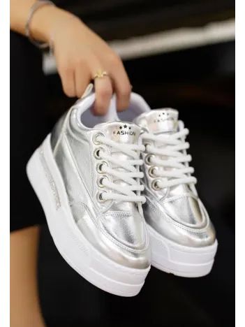 Lulu Gümüş Rugan Bağcıklı Spor Ayakkabı