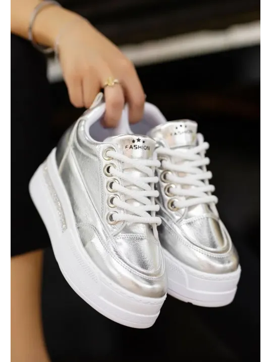 Lulu Gümüş Rugan Bağcıklı Spor Ayakkabı