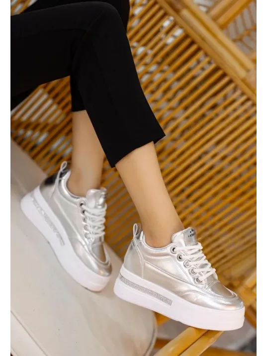 Lulu Gümüş Rugan Bağcıklı Spor Ayakkabı