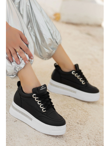 Lulu Siyah Cilt Beyaz Tabanlı Bağcıklı Spor Ayakkabı Lulu Siyah Cilt Beyaz Tabanlı Bağcıklı Spor Ayakkabı