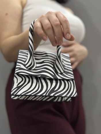 luxe siyahbeyaz cilt çanta