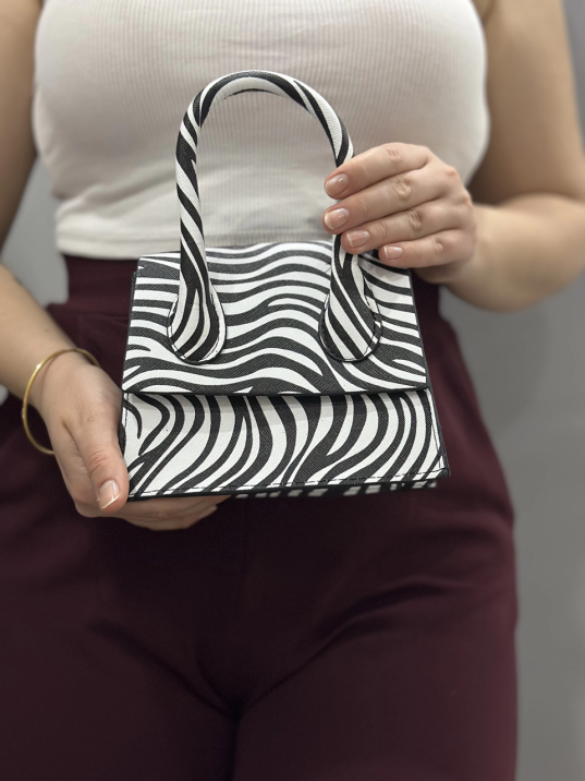 luxe siyahbeyaz cilt çanta