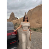 Madonna yaka bol paça pantolonlu takım Madonna yaka bol paça pantolonlu takım