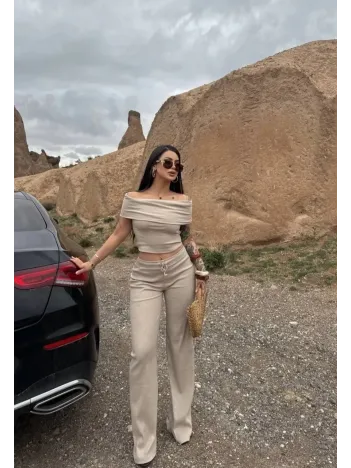 Madonna Yaka Bol Paça Pantolonlu Takım