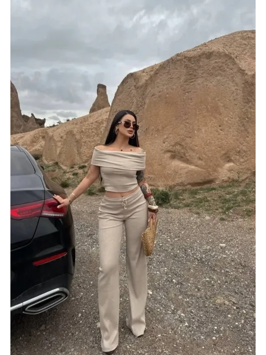 Madonna Yaka Bol Paça Pantolonlu Takım