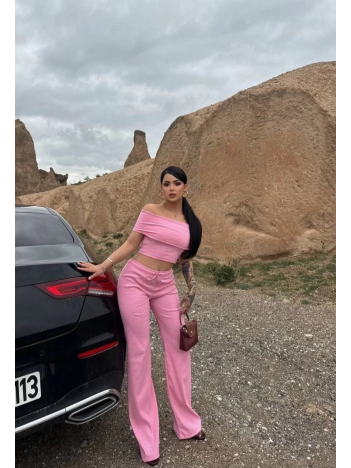 Madonna yaka bol paça pantolonlu takım