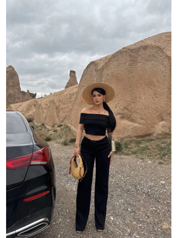 Madonna yaka bol paça pantolonlu takım