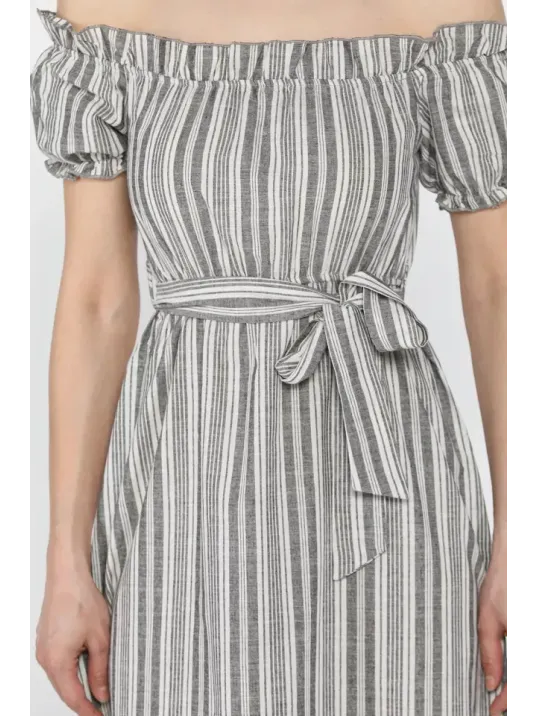 Madonna Yaka Midi Yırtmaçlı Kuşaklı Keten Elbise Madonna Yaka Midi Yırtmaçlı Kuşaklı Keten Elbise