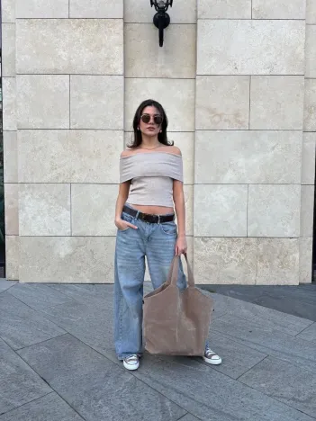 Madonna Yaka Sıfır Kol Bluz