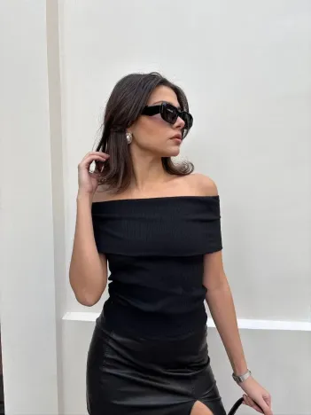 Madonna Yaka Sıfır Kol Bluz