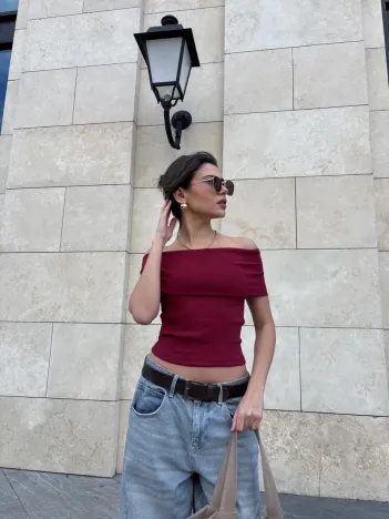 Madonna Yaka Sıfır Kol Bluz