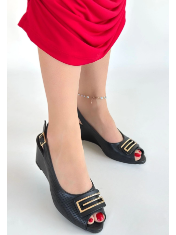 Mamba Siyah Cilt Dolgu Topuk Ayakkabı Mamba Siyah Cilt Dolgu Topuk Ayakkabı