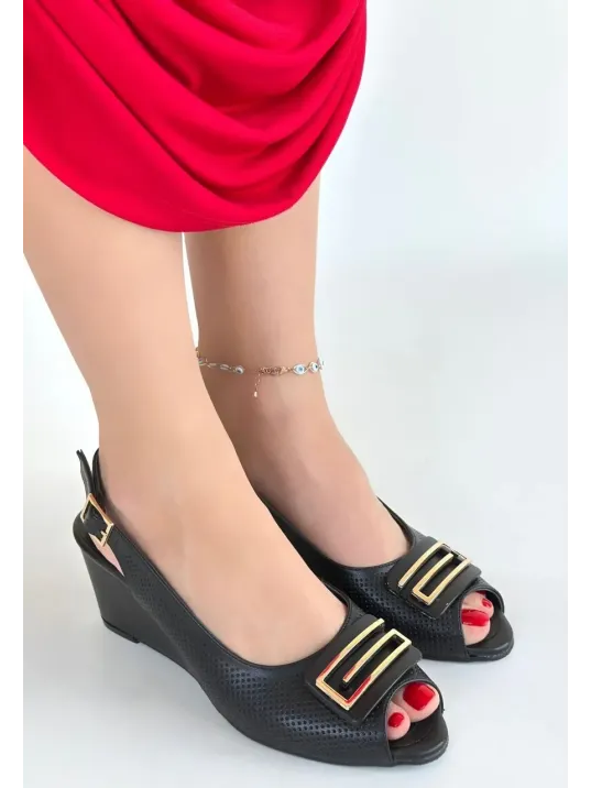 Mamba Siyah Cilt Dolgu Topuk Ayakkabı Mamba Siyah Cilt Dolgu Topuk Ayakkabı