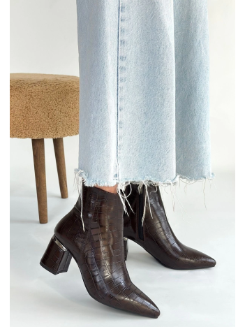 Meça Kahverengi Cilt Topuklu Bot Meça Kahverengi Cilt Topuklu Bot