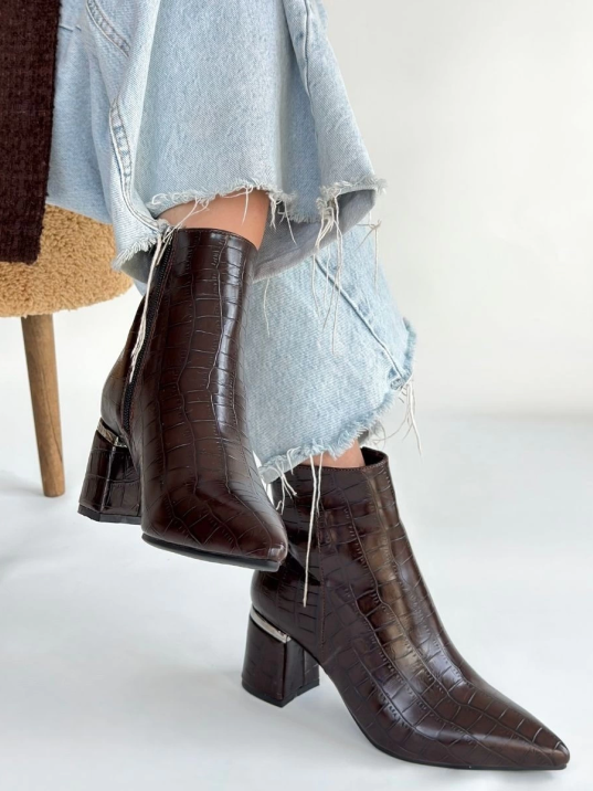 Meça Kahverengi Cilt Topuklu Bot Meça Kahverengi Cilt Topuklu Bot