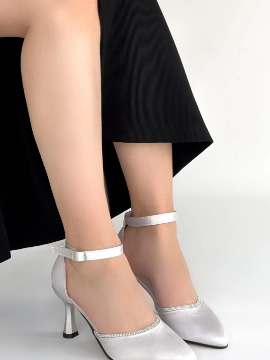 Mejja Gri Saten Topuklu Ayakkabı