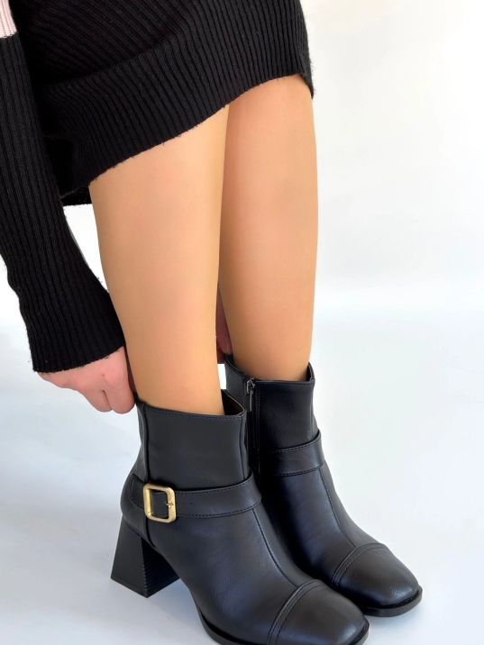 Mejjo Siyah Cilt Topuklu Bot