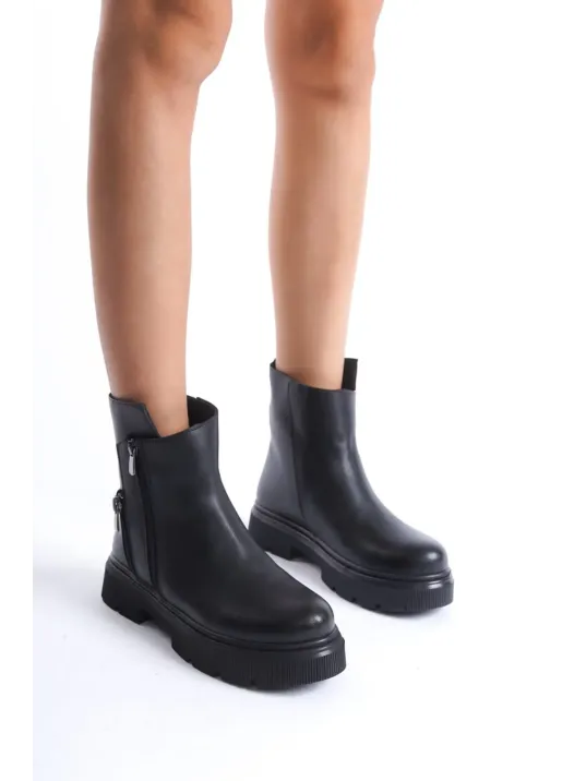 Menta Siyah Cilt Fermuar Aksesuarlı Bot Menta Siyah Cilt Fermuar Aksesuarlı Bot