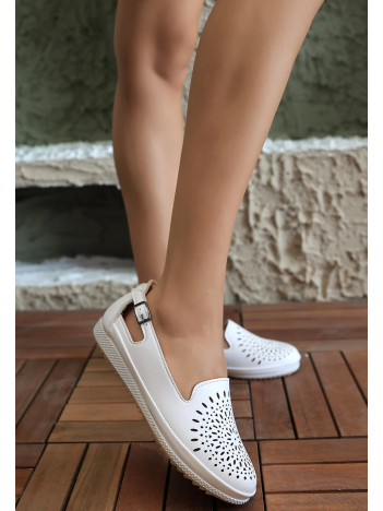 Meore Beyaz Cilt Babet Ayakkabı Meore Beyaz Cilt Babet Ayakkabı