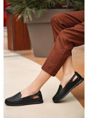 Meore Siyah Cilt Babet Ayakkabı Meore Siyah Cilt Babet Ayakkabı