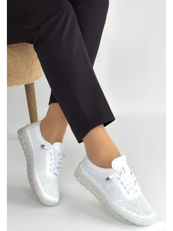 Merja Beyaz Deri Bağcıklı Spor Ayakkabı