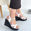Minna Beyaz Cilt Dolgu Topuk Sandalet Minna Beyaz Cilt Dolgu Topuk Sandalet