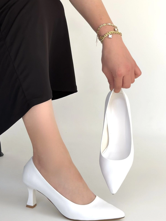 Mırta Beyaz Cilt Topuklu Ayakkabı