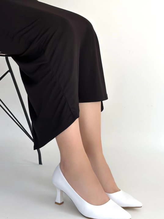 Mırta Beyaz Cilt Topuklu Ayakkabı