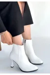 Mişha Beyaz Cilt Topuklu Bot Mişha Beyaz Cilt Topuklu Bot