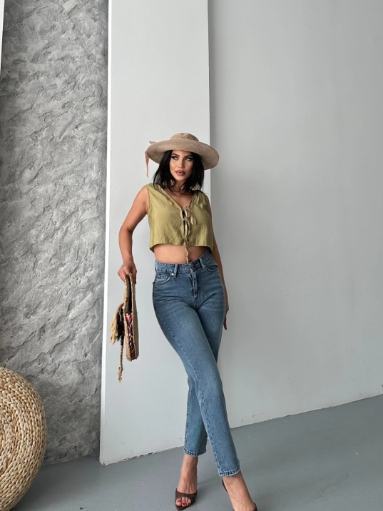 Mom fit bıyık kar yıkama jeans pantolon koyu mavi d2006 Mom fit bıyık kar yıkama jeans pantolon koyu mavi d2006