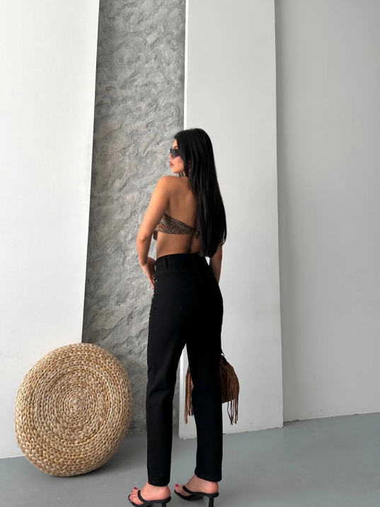 Mom fit enzim taş yıkama jeans pantolon siyah d2006 Mom fit enzim taş yıkama jeans pantolon siyah d2006