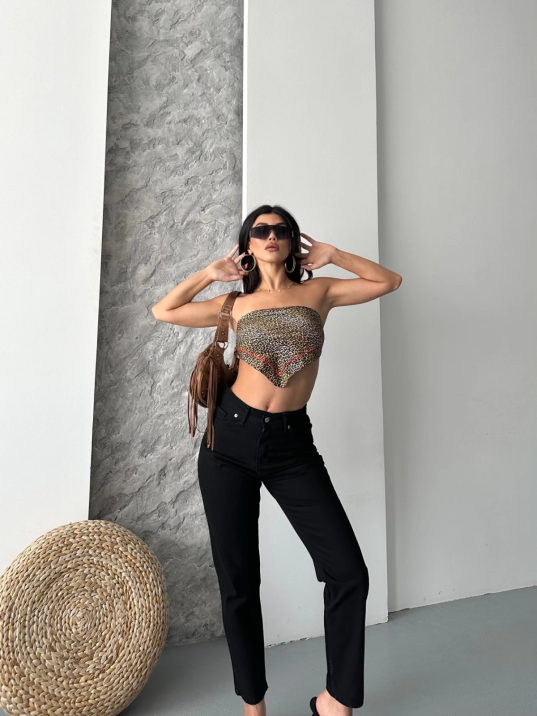 Mom fit enzim taş yıkama jeans pantolon siyah d2006 Mom fit enzim taş yıkama jeans pantolon siyah d2006