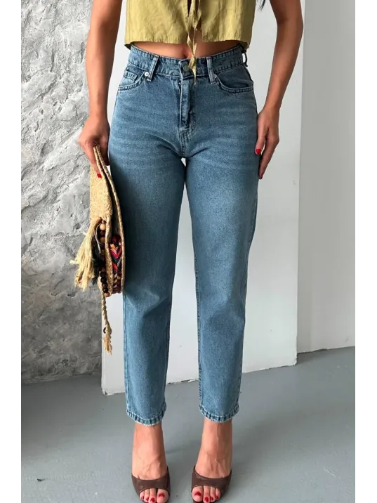Mom Fit Kar Yıkama Bıyık Detaylı Jeans Pantolon D2006