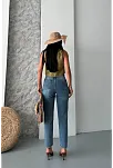 Mom Fit Kar Yıkama Bıyık Detaylı Jeans Pantolon D2006