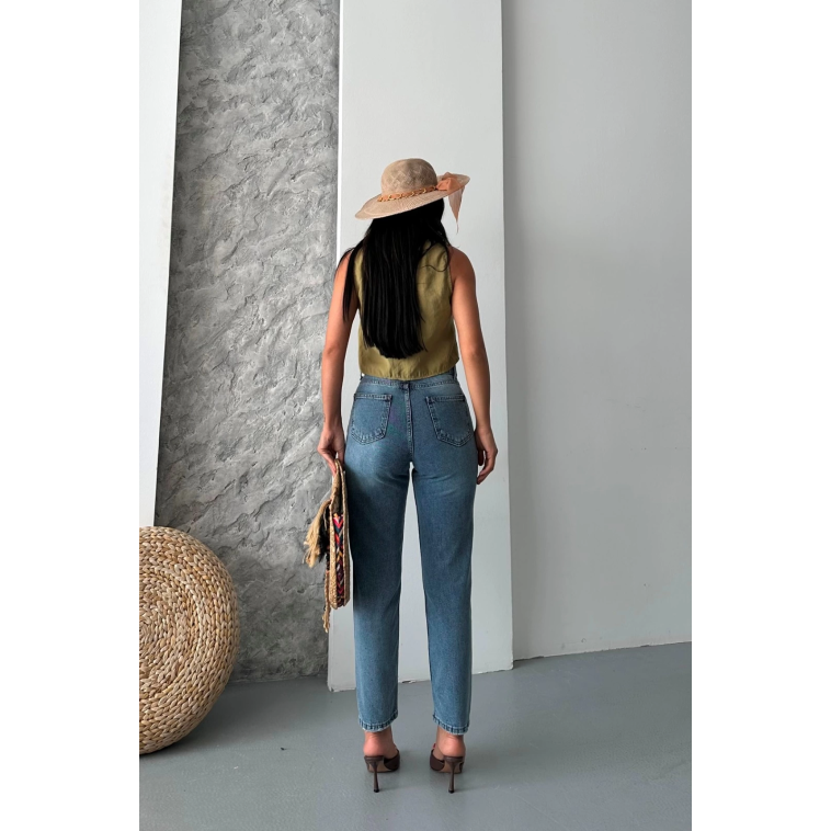 Mom fit kar yıkama bıyık detaylı jeans pantolon d2006 Mom fit kar yıkama bıyık detaylı jeans pantolon d2006